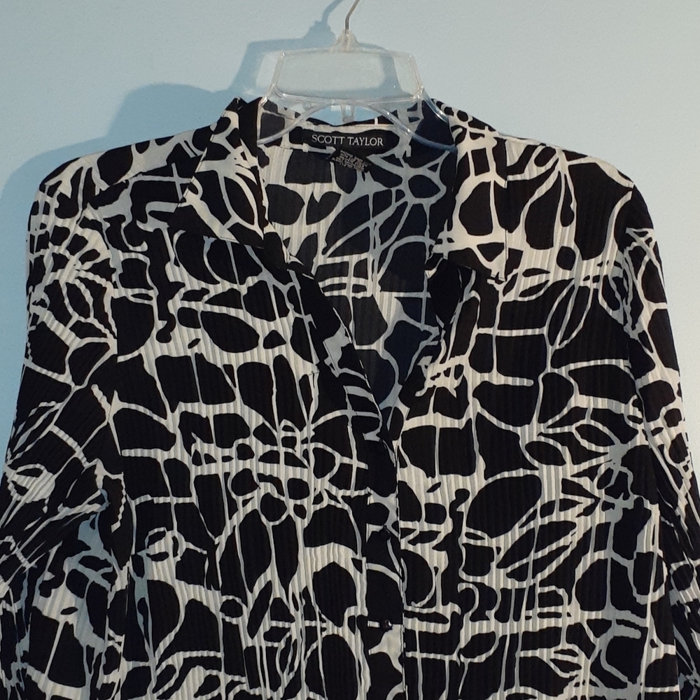 Scott Taylor Black White Print Top Plus Sz 2x
